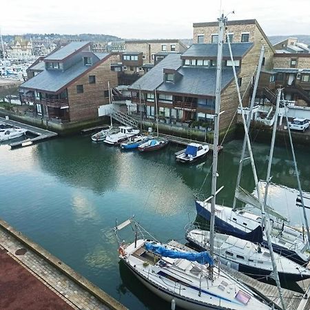 Charmant Studio Situe Sur Le Port De Deauville Bagian luar foto